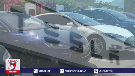 Tesla thu hồi hơn 2 triệu xe ở Mỹ