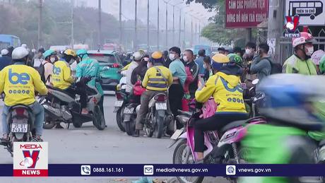 Cần làm rõ chế độ BHXH bắt buộc cho tài xế công nghệ 