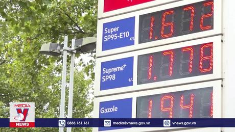 ECB hạ dự báo tăng trưởng kinh tế 2023 và 2024