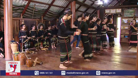 Rộn ràng nhịp chiêng tre