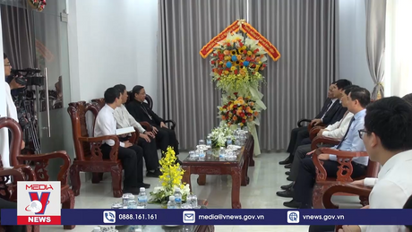 Phó Thủ tướng Trần Lưu Quang chúc mừng Giáng sinh tại Bình Thuận