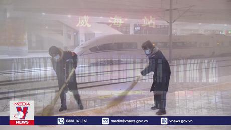 Giá rét tiếp tục làm tê liệt giao thông ở Trung Quốc