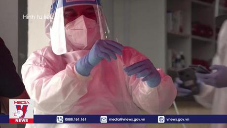 Malaysia cân nhắc các biện pháp kiểm soát đợt mới bùng phát COVID-19