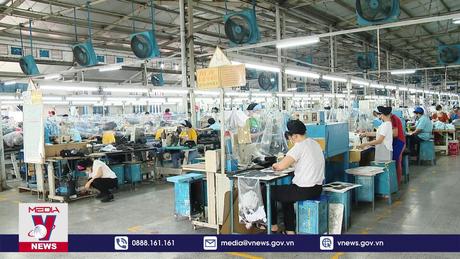 Dệt may, da giày trước cơ chế điều chỉnh biên giới carbon