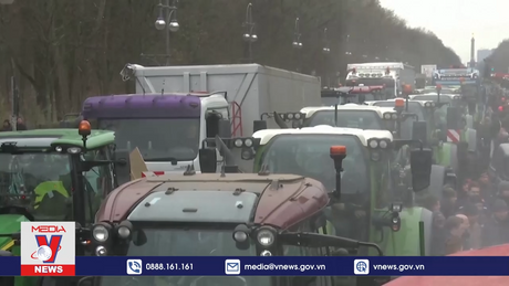 Nông dân Đức phản đối kế hoạch ngừng trợ cấp nhiên liệu