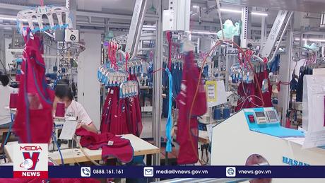 Đề xuất Chính phủ tăng lương tối thiểu vùng từ 6%