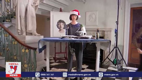 Lời chúc Giáng Sinh từ robot nghệ sĩ