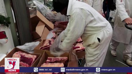 Thử thách may mắn với chợ truyền thống trước thềm Giáng sinh