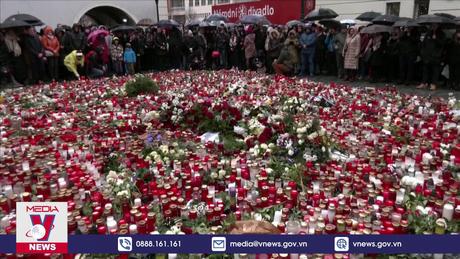 CH Séc tưởng niệm các nạn nhân vụ xả súng