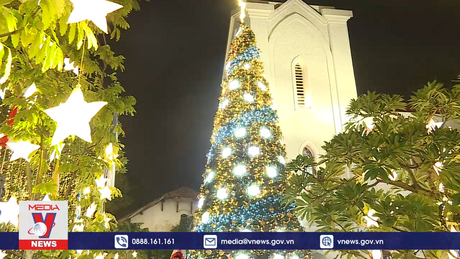 Không khí Giáng sinh tại Hà Nội