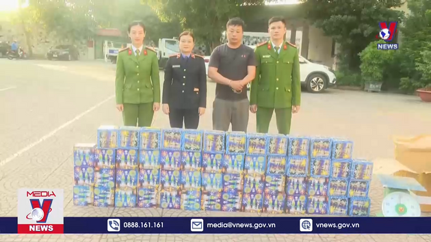 Bắt giữ hơn 1,9 tấn pháo từ nước ngoài về Nghệ An