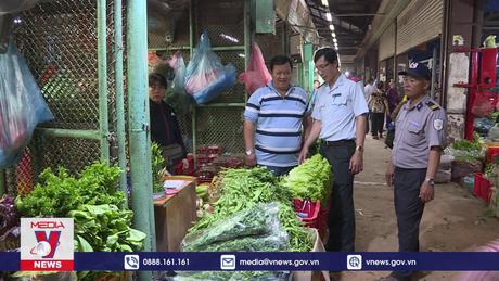 Kiểm tra chất lượng, an toàn thực phẩm Tết tại TP.HCM