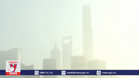 Trung Quốc ban bố cảnh báo đỏ về sương mù
