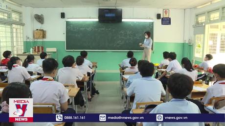 Bộ GD& ĐT tổ chức thẩm định đợt 2 sách giáo khoa môn Ngoại ngữ 2