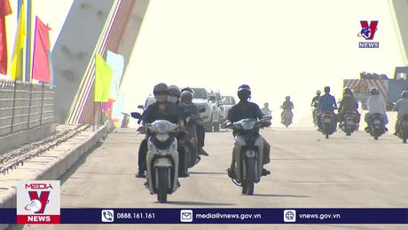 Thông xe kỹ thuật cầu Trần Hoàng Na bắc qua sông Cần Thơ