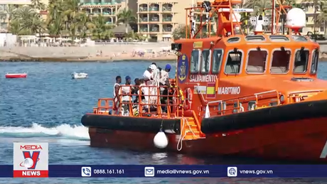 Tây Ban Nha giải cứu hàng chục người di cư