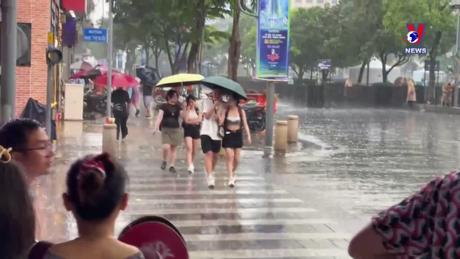 TP.HCM mưa tầm tã chiều cuối cùng năm 2023