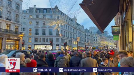 London chuẩn bị cho lễ đón năm mới 2024