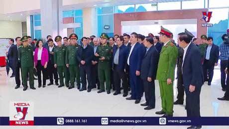 Thủ tướng Phạm Minh Chính thăm cửa khẩu quốc tế Trà Lĩnh 