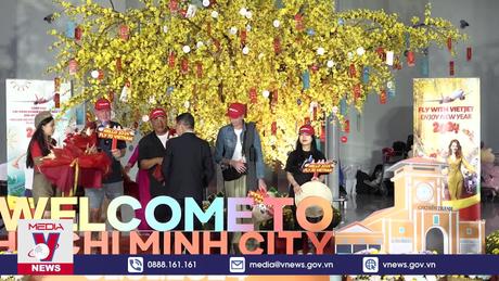 Rộn ràng đón chào năm mới 2024 cùng Vietjet