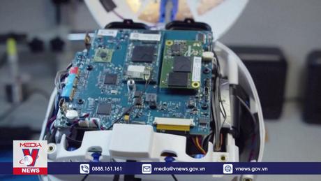 Chất bán dẫn chức năng đầu tiên làm từ graphene