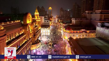 Rực rỡ Lễ hội băng đăng quốc tế Cáp Nhĩ Tân