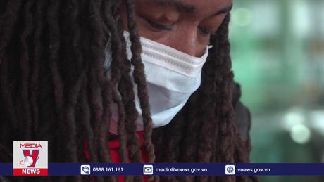 Số ca mắc cúm và COVID-19 tại Mỹ tăng cao