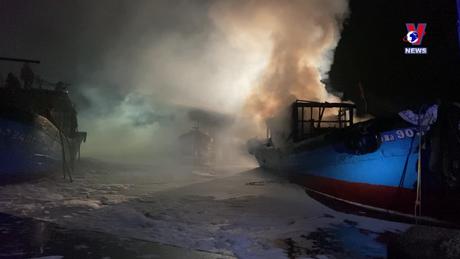 Cháy nhiều tàu cá tại Đà Nẵng