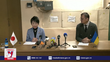 Ngoại trưởng Nhật Bản thăm Ukraine