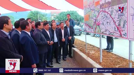 Thủ tướng kiểm tra một số dự án tại Hải Dương 