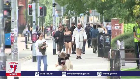 Lượng sinh viên quốc tế đến Anh giảm mạnh