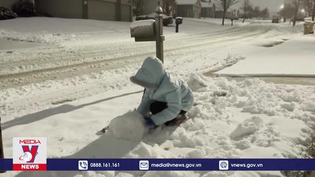 Hàng trăm nghìn người mất điện do bão tuyết tại Mỹ