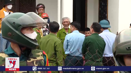 Tặng bằng khen cho phi công thoát khỏi chiếc Su-22 bốc cháy