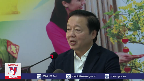 Chúc tết, tặng quà cho đoàn viên, công nhân lao động tại tỉnh Kon Tum