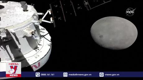 Tàu đổ bộ Mặt Trăng của Mỹ trở về Trái Đất