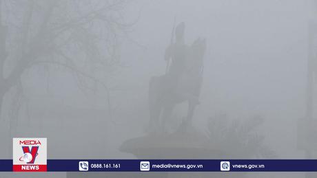 Sương mù dày đặc tiếp tục bao phủ Ấn Độ