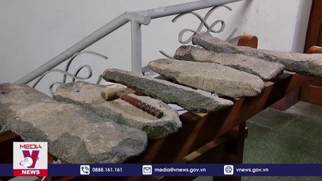Công nhận bảo vật quốc gia đối với bộ sưu tập đàn đá Khánh Sơn