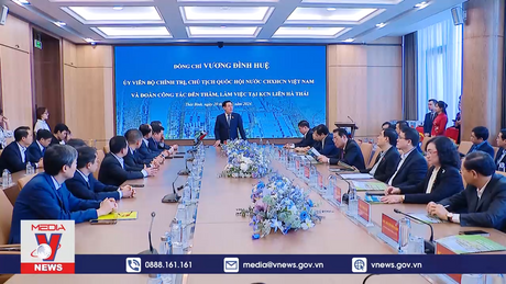 Chủ tịch Quốc hội thăm và làm việc tại Thái Bình