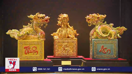 Kỳ linh Giáp Thìn độc đáo phục vụ Tết