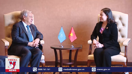 Phó Chủ tịch nước tiếp tục hoạt động tại Uganda