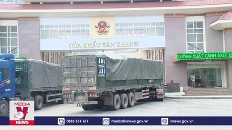 Trung Quốc xem xét bỏ lệnh cấm nhập khẩu gia cầm Việt Nam