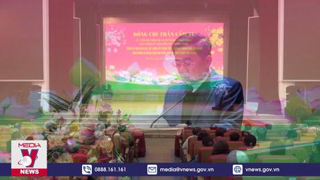  Chủ nhiệm Ủy ban Kiểm tra Trung ương tặng quà Tết tại Lào Cai