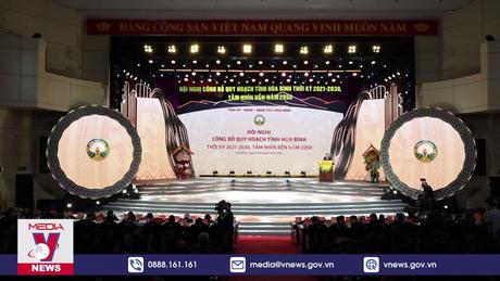 Phó Thủ tướng Trần Lưu Quang làm việc tại Hòa Bình