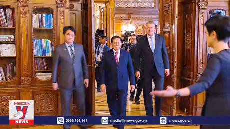 Thủ tướng Phạm Minh Chính hội kiến Tổng thống Romania