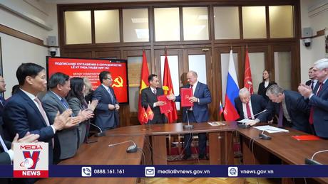 Trưởng Ban Đối ngoại Trung ương Lê Hoài Trung làm việc tại LB Nga