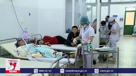 Tập trung cứu chữa nạn nhân trong vụ tai nạn lao xuống vực