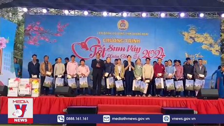 Phó Chủ tịch Quốc hội dự Tết sum vầy tại Quảng Ngãi