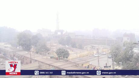 Sương mù dày đặc bao phủ Ấn Độ và Pakistan