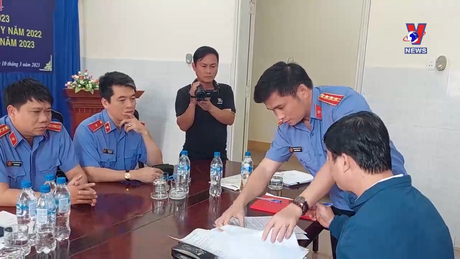 Truyền hình Kiểm sát nhân dân: Chiến sĩ áo thiên thanh tuyên truyền pháp luật cho người dân