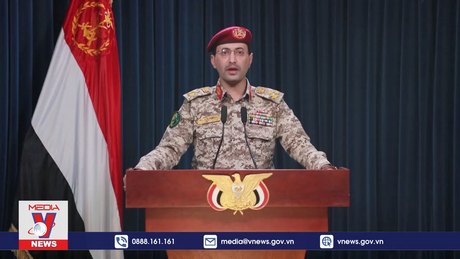 Houthi xác nhận tấn công tàu Mỹ